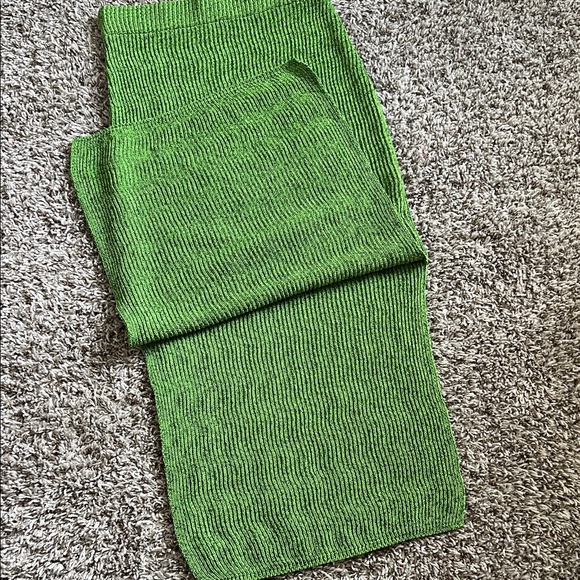 NWOT MANGO Women's Slit Knitted Skirt in Green in Size S - Picture 10 of 16